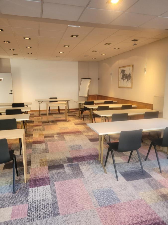 Ibis Saint-Omer Centre Экстерьер фото