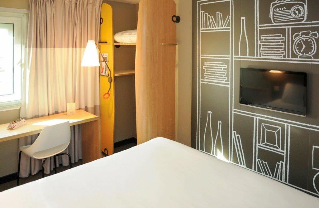 Ibis Saint-Omer Centre Экстерьер фото