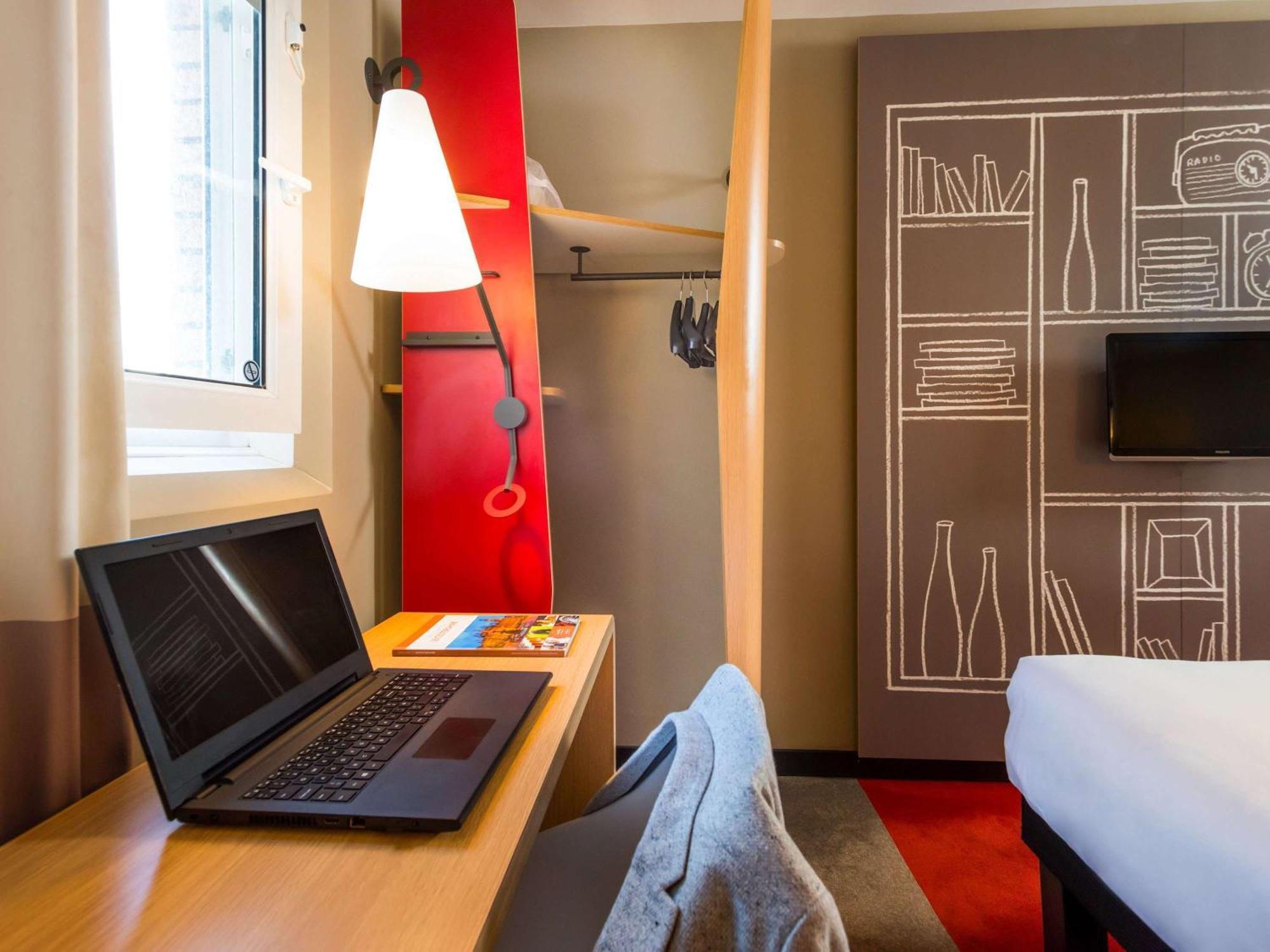 Ibis Saint-Omer Centre Экстерьер фото