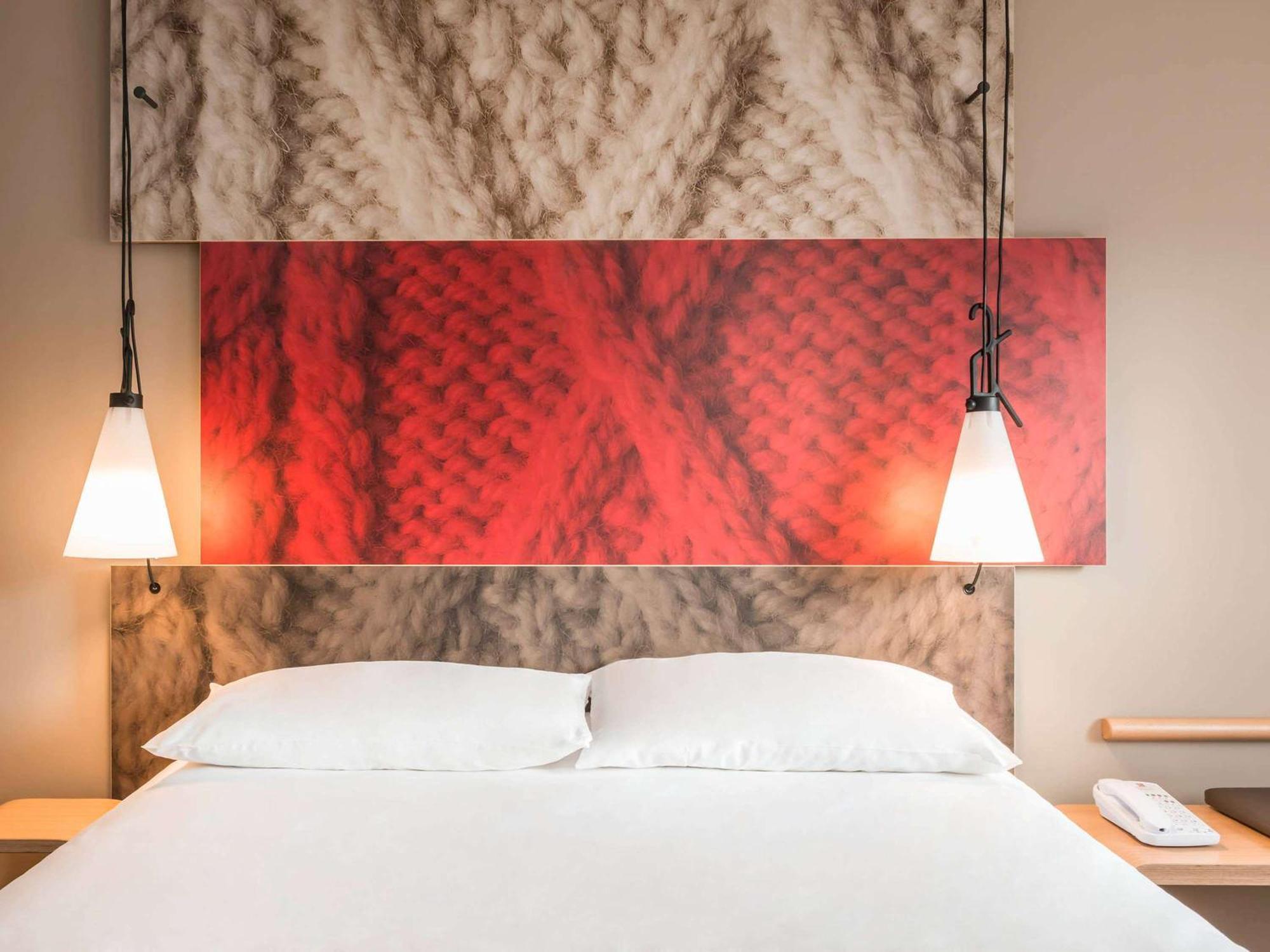 Ibis Saint-Omer Centre Экстерьер фото